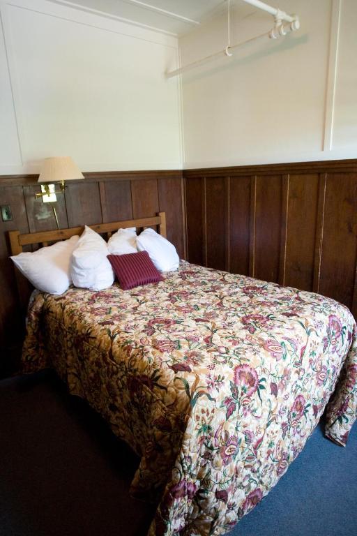 Prince Of Wales Hotel Waterton Park Szoba fotó